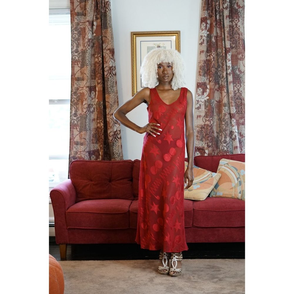 1980's-90's Red Star Geometric Shape Victoria's Secret Peignoir Set